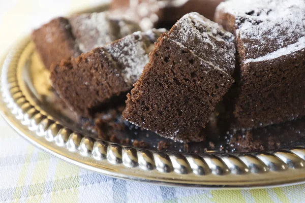 Şeker cam ev yapımı çikolatalı kek 