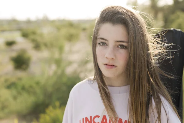 Ritratto di un'adolescente di 15 anni — Foto Stock
