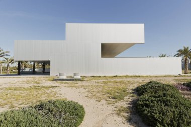 Elche Miguel Hernandez Üniversitesi için karşılık gelen yapı