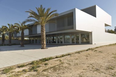 Elche Miguel Hernandez Üniversitesi için karşılık gelen yapı