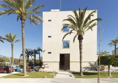 Elche Miguel Hernandez Üniversitesi için karşılık gelen yapı