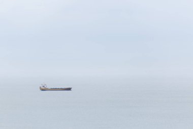 Alicante bağlantı noktası giderken malların gemi.