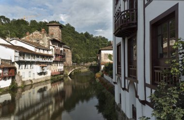 SAINT Jean PIED de bağlantı noktası.