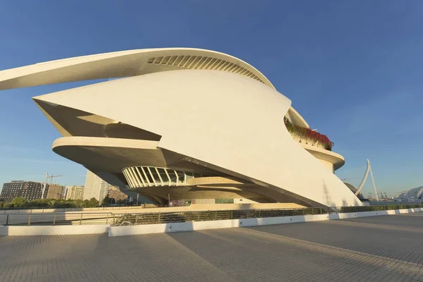 The Palau de les Arts Reina Sofia is the opera house of Valencia — Stock Photo, Image