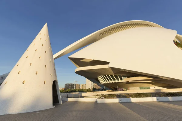 The Palau de les Arts Reina Sofia is the opera house of Valencia — Stock Photo, Image