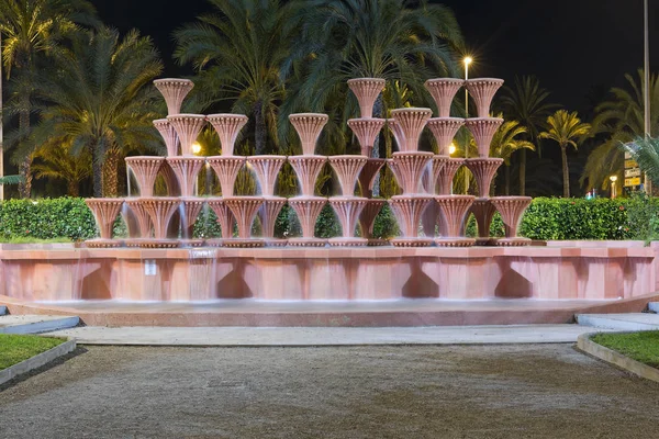 Fontana della Glorieta nel Parco Comunale di Elche . — Foto Stock