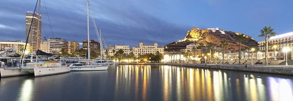Vista panorámica de la ciudad de Alicante — Foto de Stock