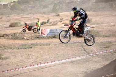 Elche, İspanya. 19 Kasım 2019: İspanya 'nın Elche şehrinde motokros yarışması.