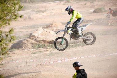 Elche, İspanya. 19 Kasım 2019: İspanya 'nın Elche şehrinde motokros yarışması.