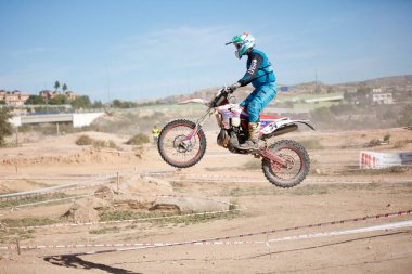 Elche, İspanya. 19 Kasım 2019: İspanya 'nın Elche şehrinde motokros yarışması.