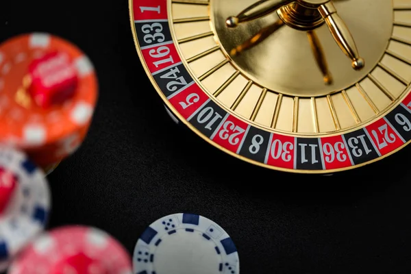 Roulette wheel gambling in a casino table. — Stock Photo, Image