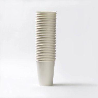 Tay kağıt kahve Kupası beyaz arka plan üzerinde.