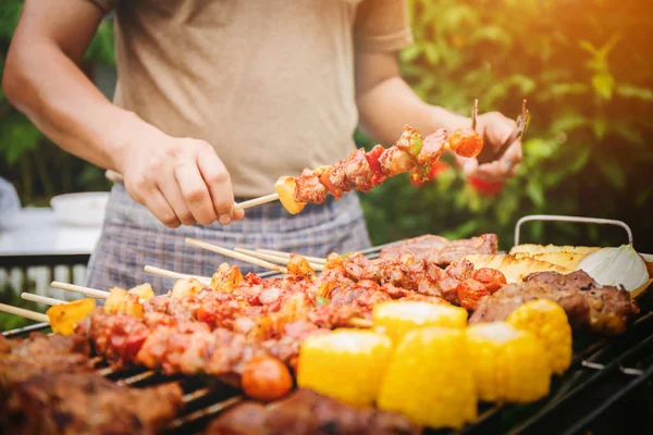 Családi Nyaralás Nyaralás Grill Fél Hétvégén Boldogság Között Szülők Gyermekek — Stock Fotó