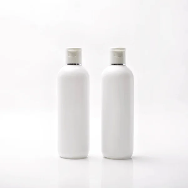 Witte Lotion Fles Witte Achtergrond — Stockfoto