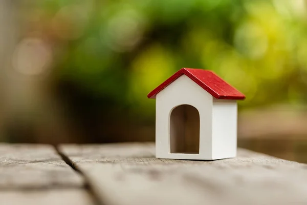 Malý domek na dřevěné — Stock fotografie