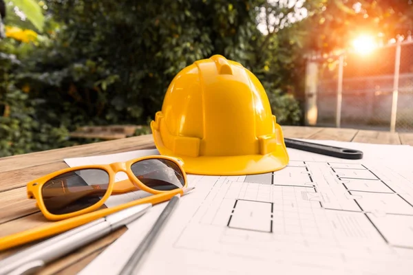 Escritorio Ingenieros Contratistas Que Van Construir Una Casa Bajo Costo — Foto de Stock