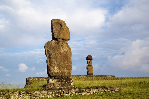 Estatuas de Moai en Isla de Pascua — Foto de Stock