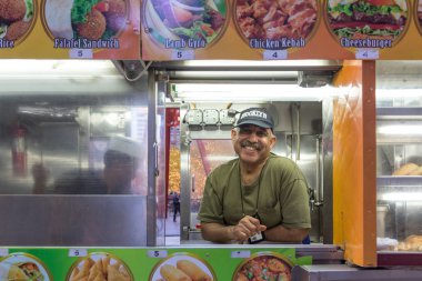 Mutlu Nyc steet sepeti satıcı