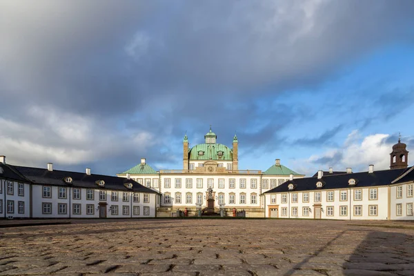 Fredensborg palác v Dánsku — Stock fotografie