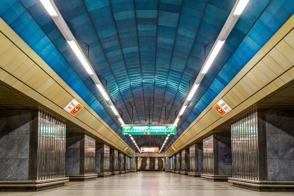 Estação de metro em Praga — Fotografia de Stock