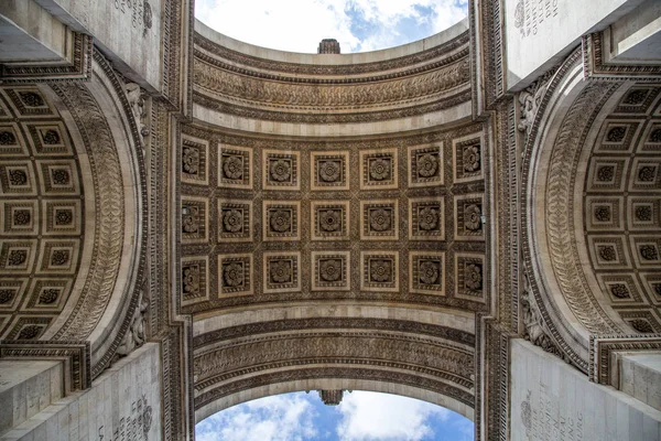 Arco do Triunfo em Paris — Fotografia de Stock