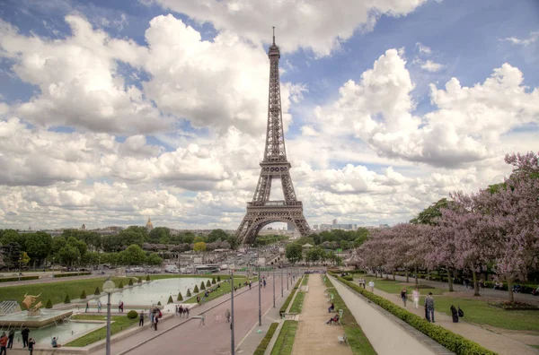 Eiffeltoren in Parijs — Stockfoto