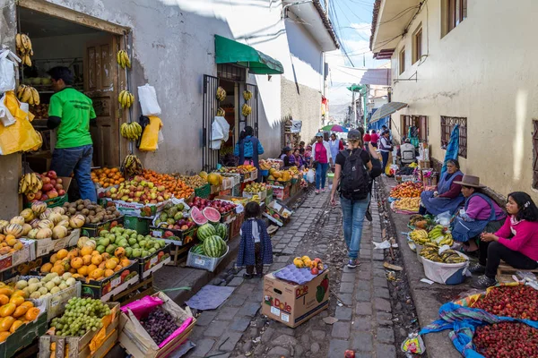 Mercado de frutas nos steets de Cusco, Peru — Fotografia de Stock