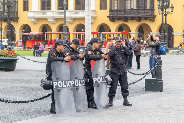 Poliziotti a Lima, Perù — Foto Stock