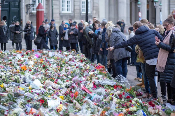 Blumen für Prinz Henrik, Dänemark — Stockfoto