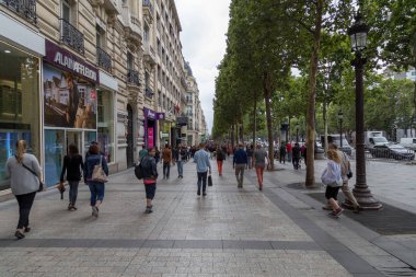 Champs-Elysees Bulvarı, Paris