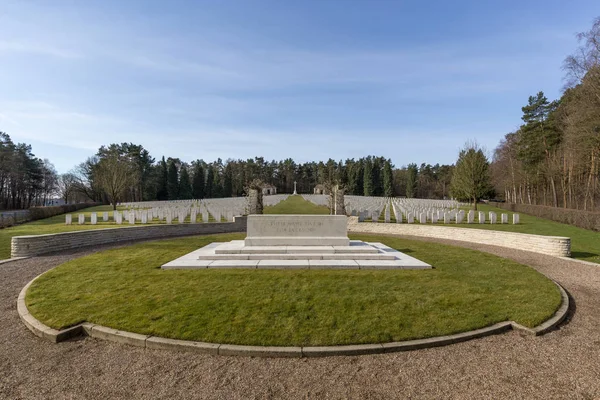 Britischer Kriegsfriedhof in becklingen, deutschland — Stockfoto