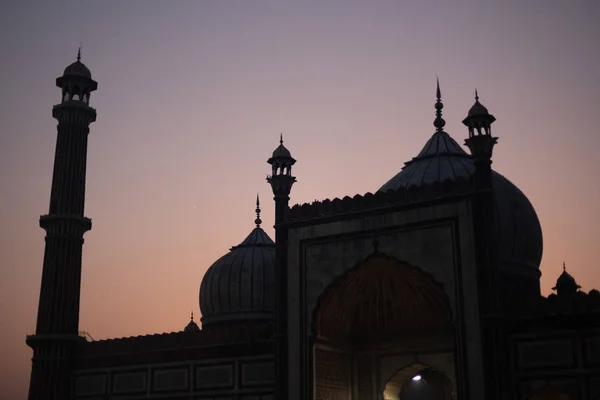 Jama Masjid sziluettje Old Delhiben, Indiában — Stock Fotó