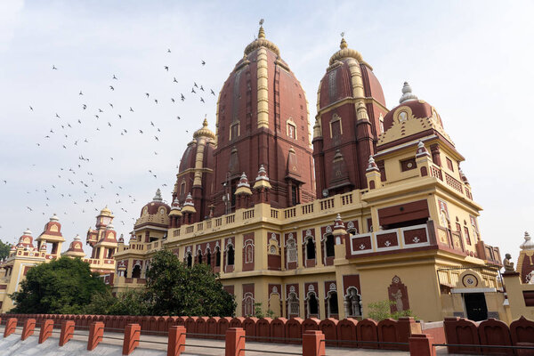 Храм Лакшминараян в Дели, Индия
