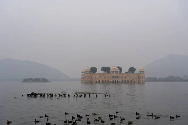 Palacio del Agua Jal Mahal en Jaipur, India — Foto de Stock