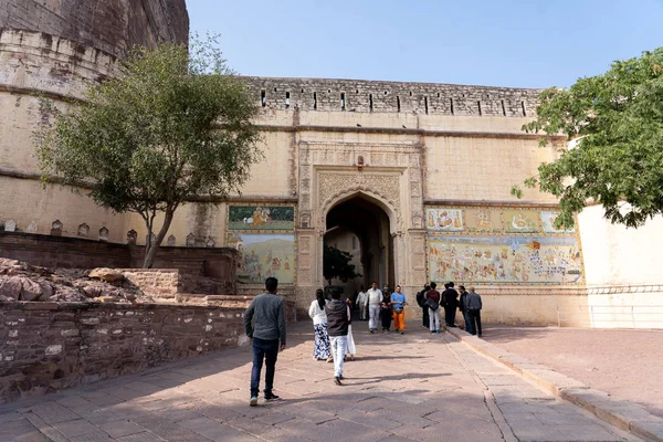 Porten till Mehrangarh Fort i Jodhpur, Indien — Stockfoto