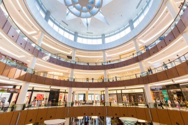 Atrium Dubai Alışveriş Merkezi 'nde.