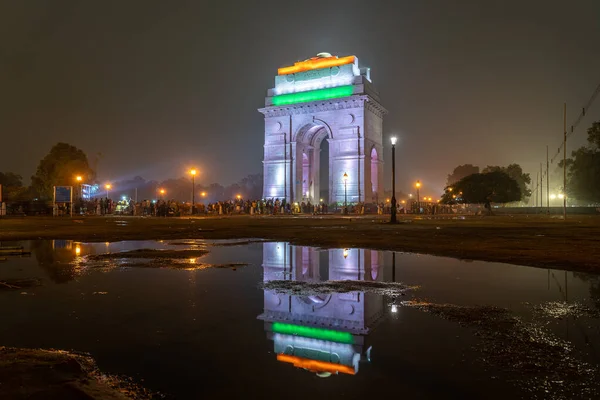 India Gate i Delhi på natten — Stockfoto