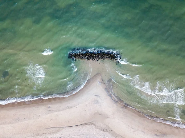 Breakwater bij Liseleje Beach, Denemarken — Stockfoto