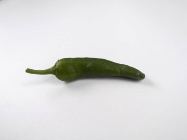 Beyaz arka plan üzerinde Padron biber