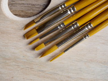 Palette Boya fırçaları