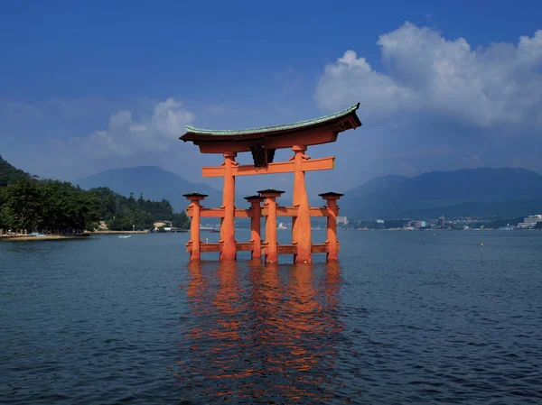 Portão de Miyajima em Japão — Fotografia de Stock