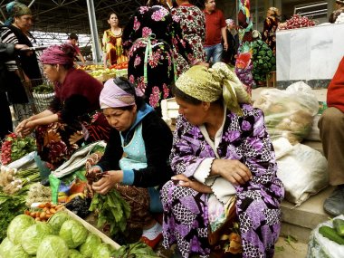 Semerkant – Özbekistan, 2 Mayıs 2012 Sellers Semerkant'a Pazar