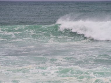 Güzel büyük dalgalar