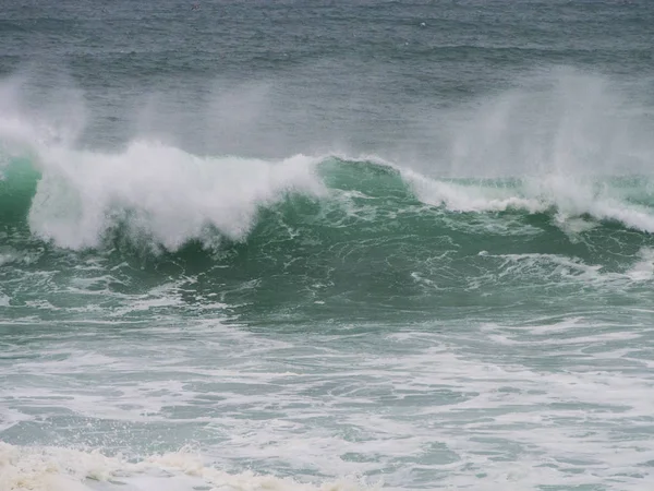 Güzel büyük dalgalar
