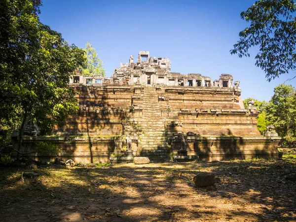 Templo Baphoun de Angkor Templos en Camboya — Foto de Stock