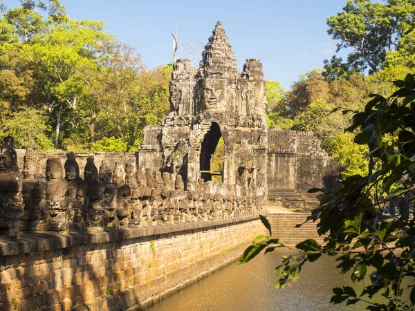 Bayon templet i Angkor templen i Kambodja — Stockfoto