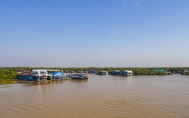 Chong Kneas-Kamboçya, 19 Aralık, 2018 - VI yüzen renkli