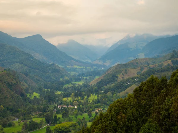 コロンビアのココラ渓谷の風景 — ストック写真
