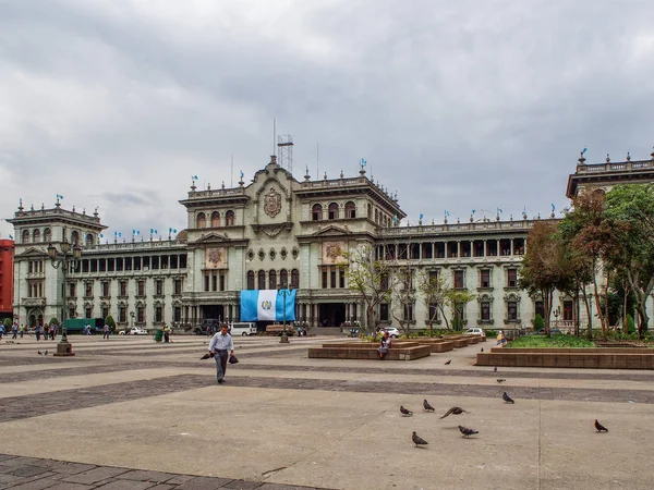 Ciudad de Guatemala - Guatemala, 16 de septiembre - 2014 - Palacio Nacional de Cultura en Ciudad de Guatemala —  Fotos de Stock