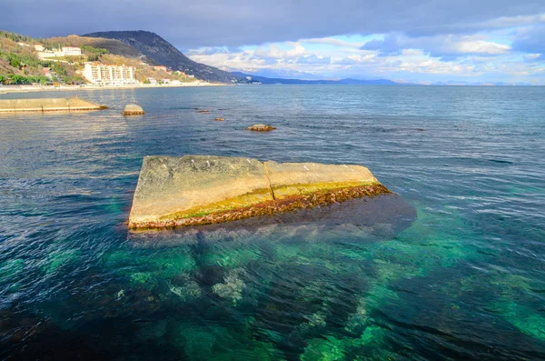 Kırım'da, Karadeniz sahilinde